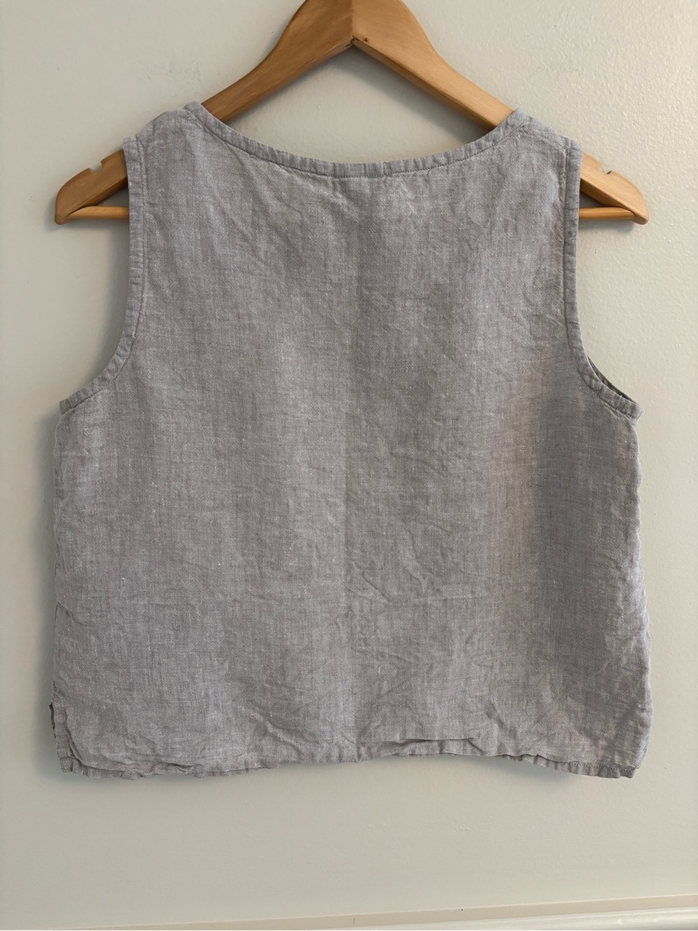 Eileen Fisher natural Irish Linen Sleeveless Boxy top - Picture 6 of 6